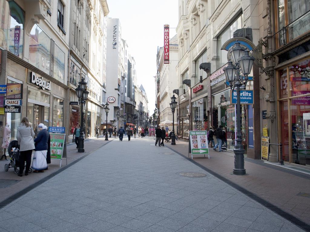 Diana Apartment On Vaci Utca Budapeşte Dış mekan fotoğraf