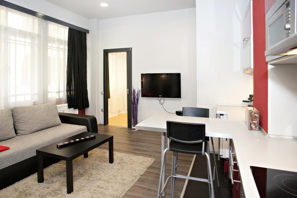 Diana Apartment On Vaci Utca Budapeşte Oda fotoğraf